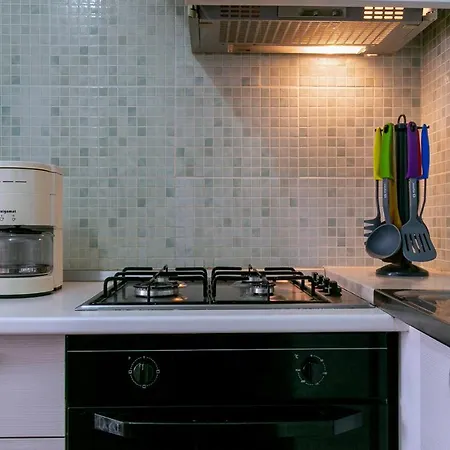 Apartment B21 - Central Downtown Apartment! Lagos